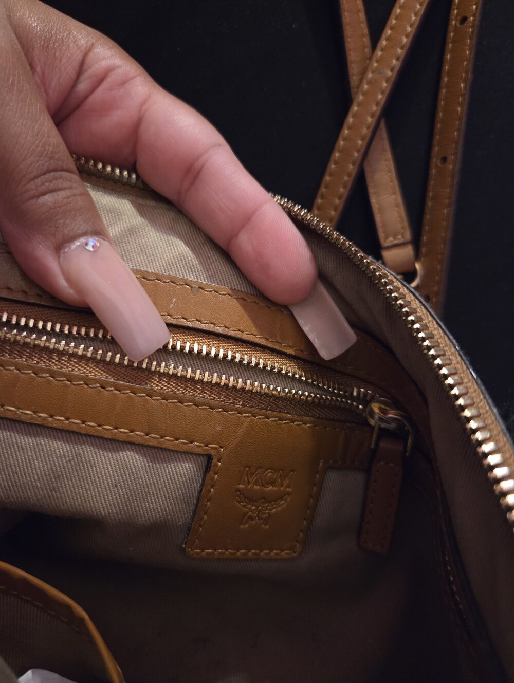 MCM Crossbody - Picture 5 of 9